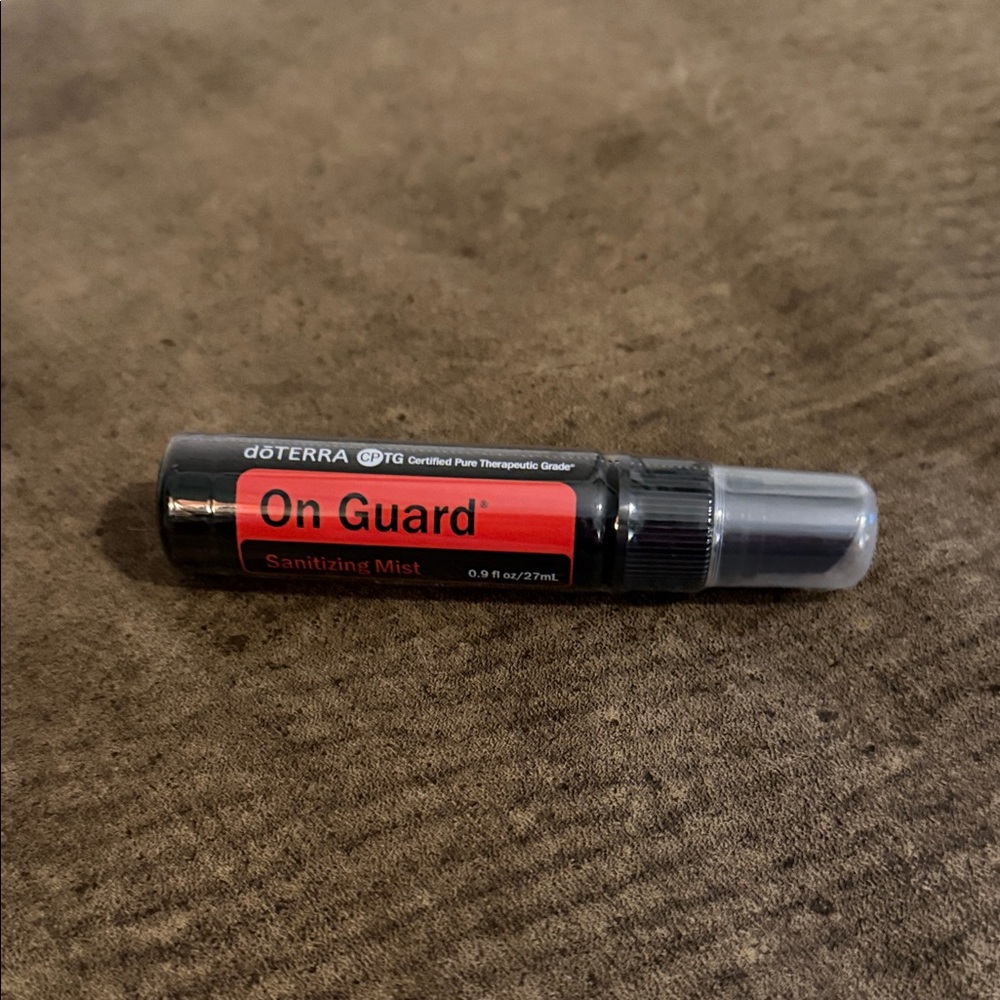 doTERRA On Guard Mist in Black and Red